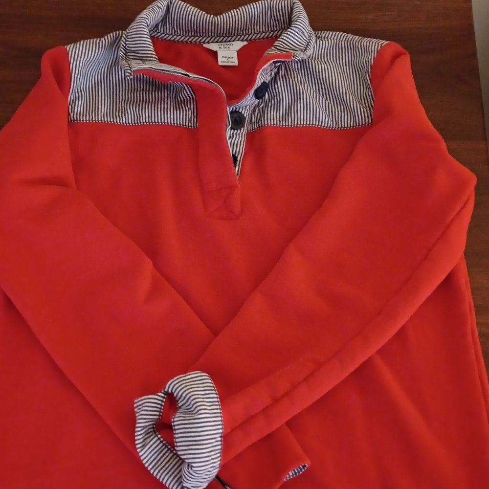 Women's sweatshirt